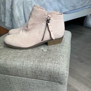 Dolce Vita Kids- The Shirlee side zip boot